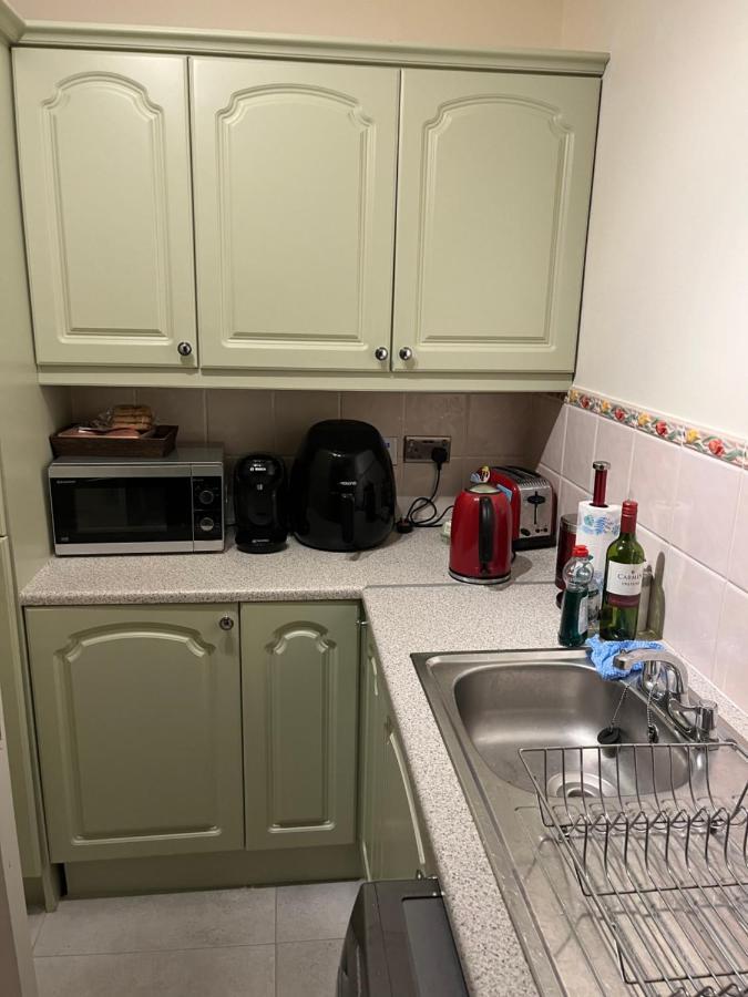 2 St Judes Court D24H1X4 Students Only Apartment Dublin Exterior photo